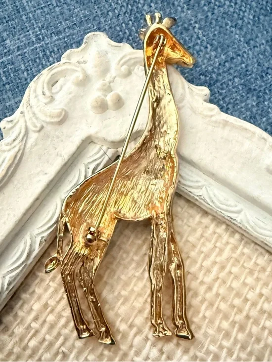 Vintage Large Giraffe Animal Enamel Black Enamel Clear Rhinestone Brooch Pin - Picture 2 of 3